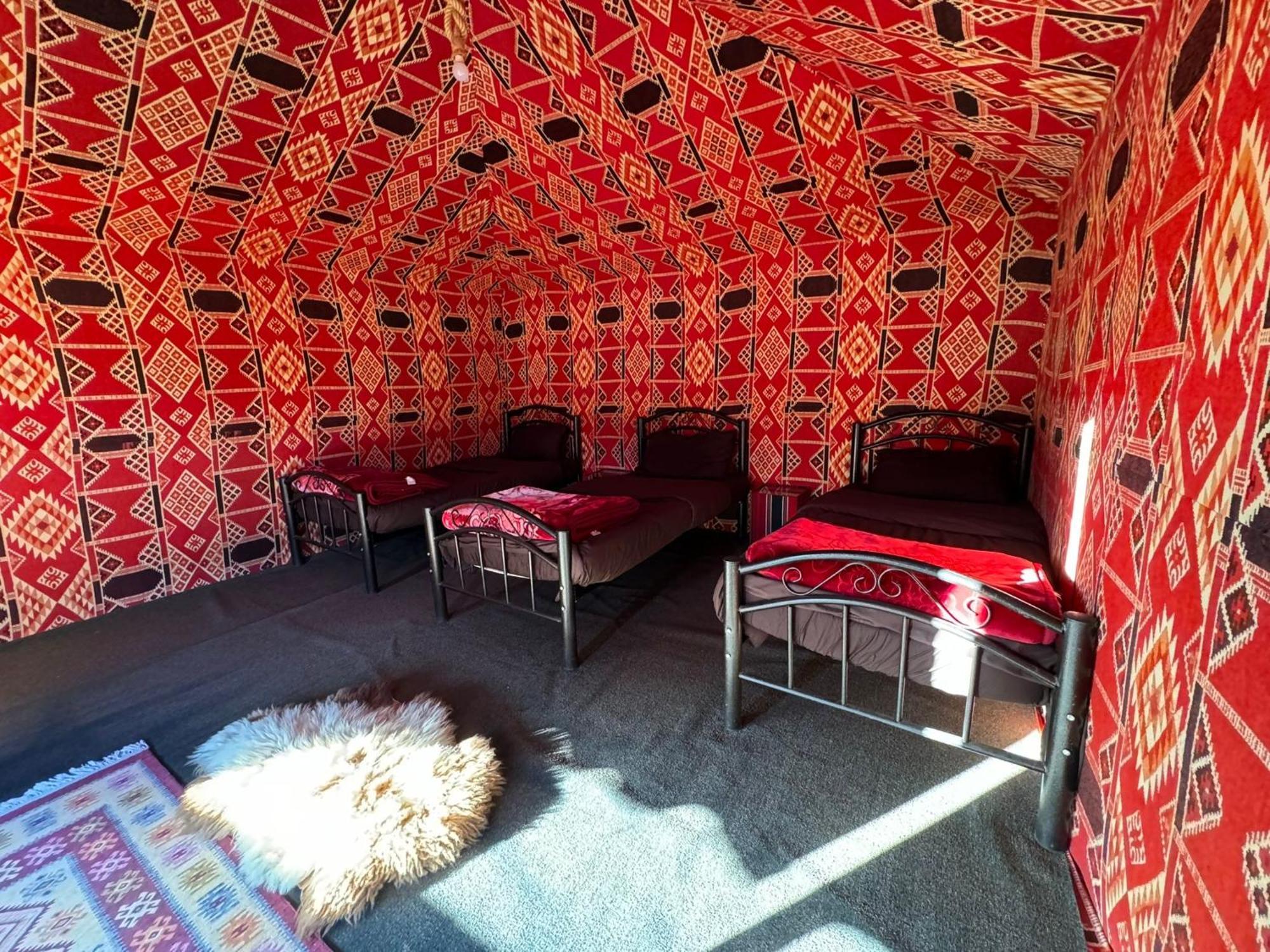 Desert Bird Camp *